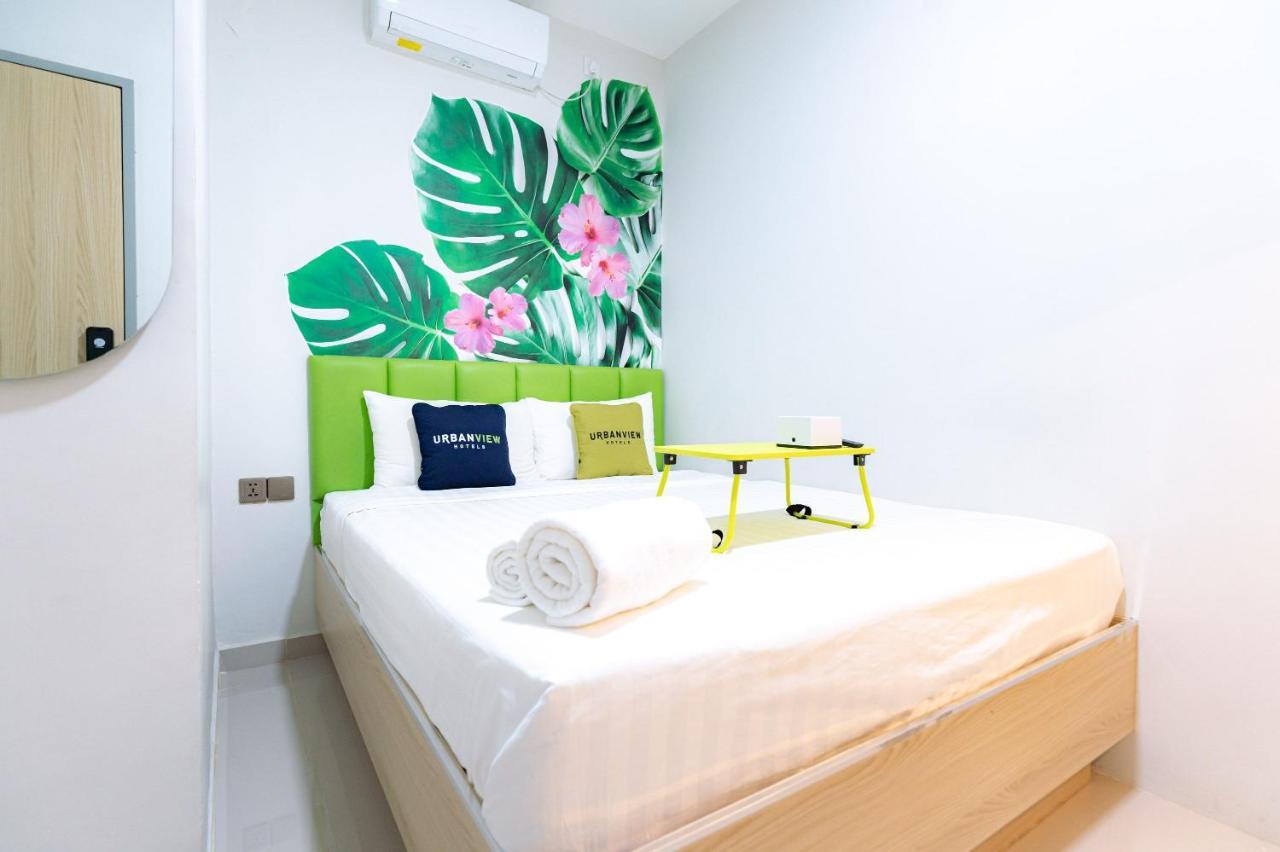 Urbanview Hotel R House Batam By Reddoorz المظهر الخارجي الصورة