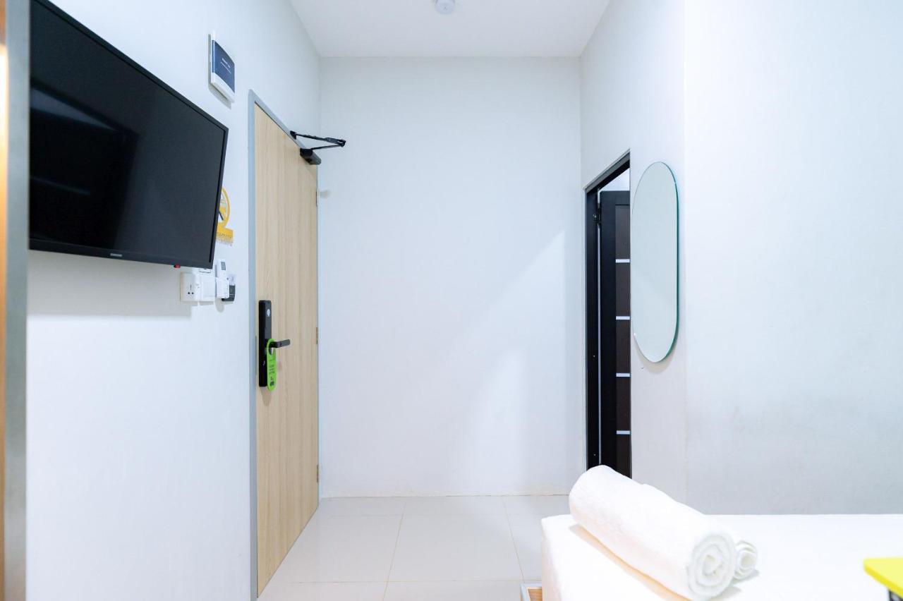 Urbanview Hotel R House Batam By Reddoorz المظهر الخارجي الصورة