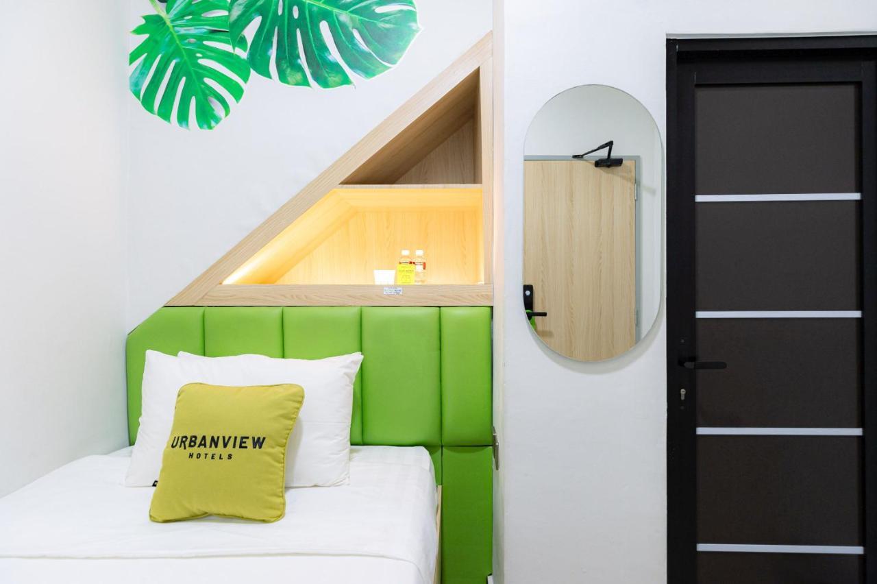 Urbanview Hotel R House Batam By Reddoorz المظهر الخارجي الصورة