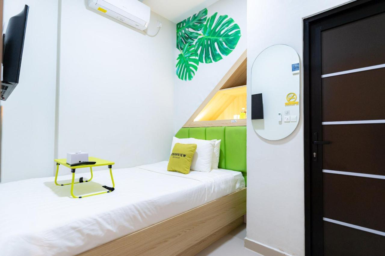 Urbanview Hotel R House Batam By Reddoorz المظهر الخارجي الصورة