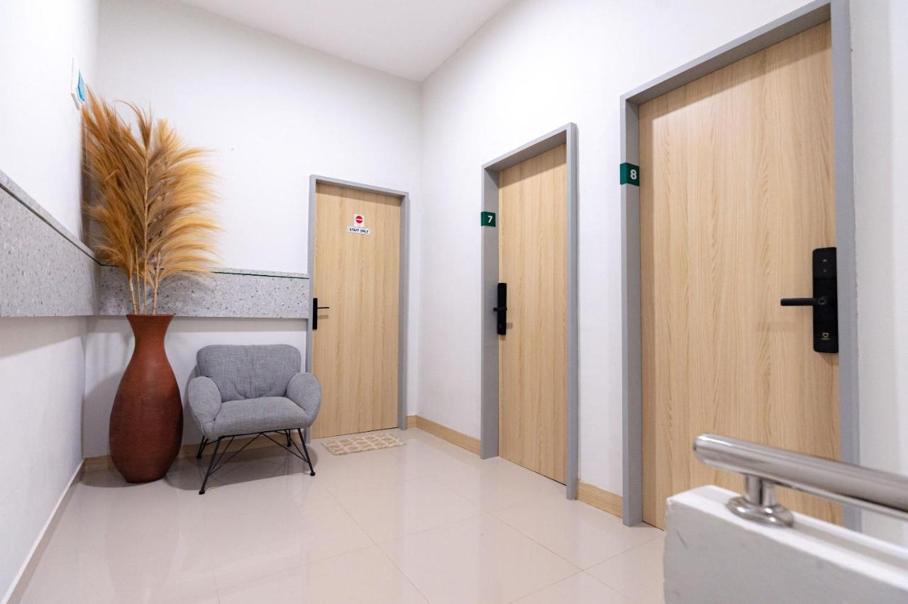 Urbanview Hotel R House Batam By Reddoorz المظهر الخارجي الصورة